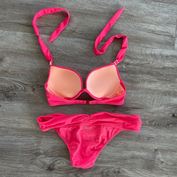 Coral Victoria’s Secret Push up swim - Picture 2 of 4